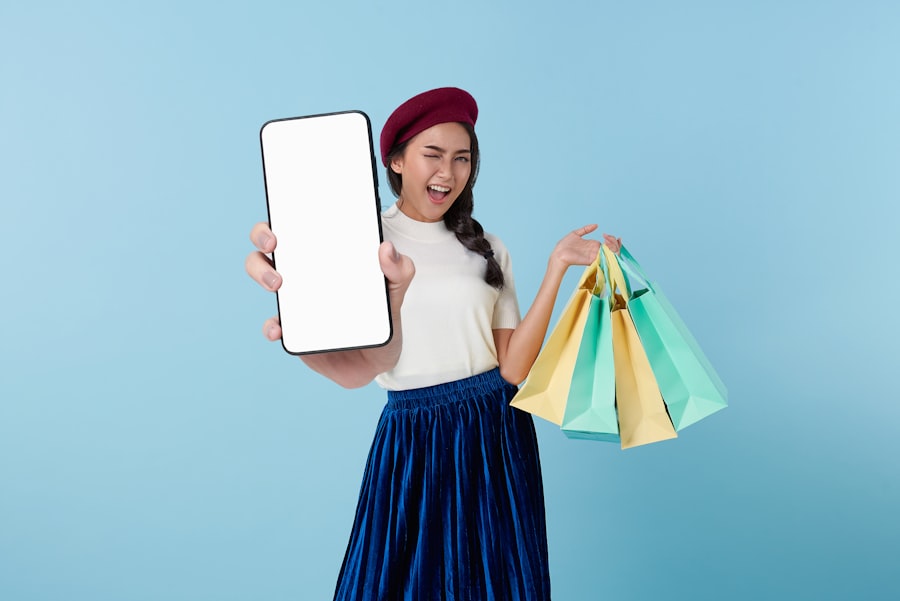 Mobile shopper with bags, scaling online sales